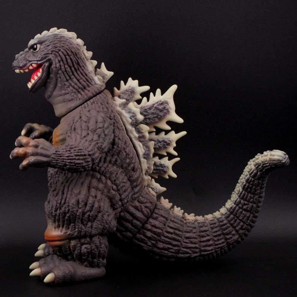 Kaiju Smuggler Godzilla 1962 Figure From Graveyard Gallery - Kaiju